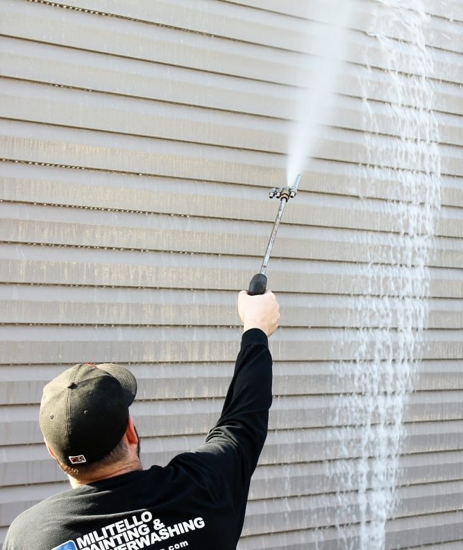 The Average Cost to Power Wash a House